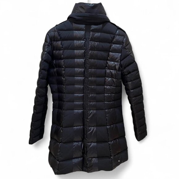 A Diamond in the Snow Coat - Picture 2 of 2